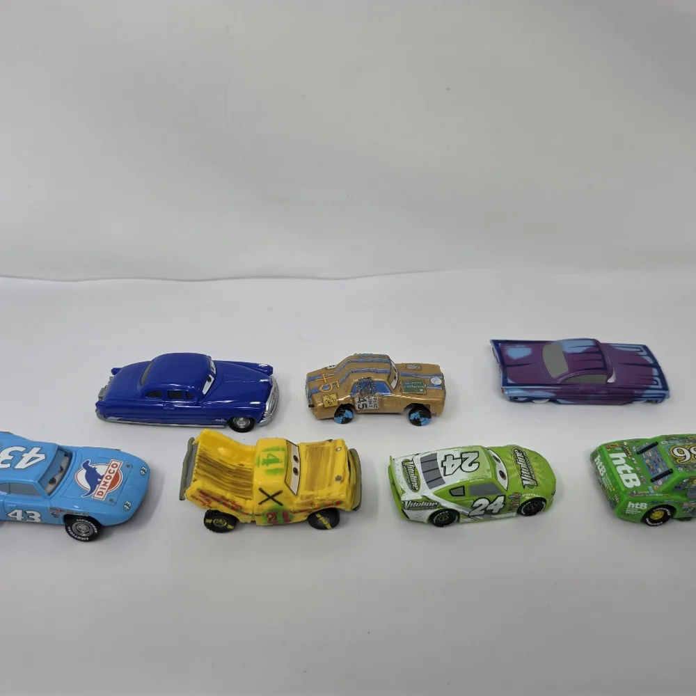 Disney Cars Plastic Miscellaneous Toy Lot 7